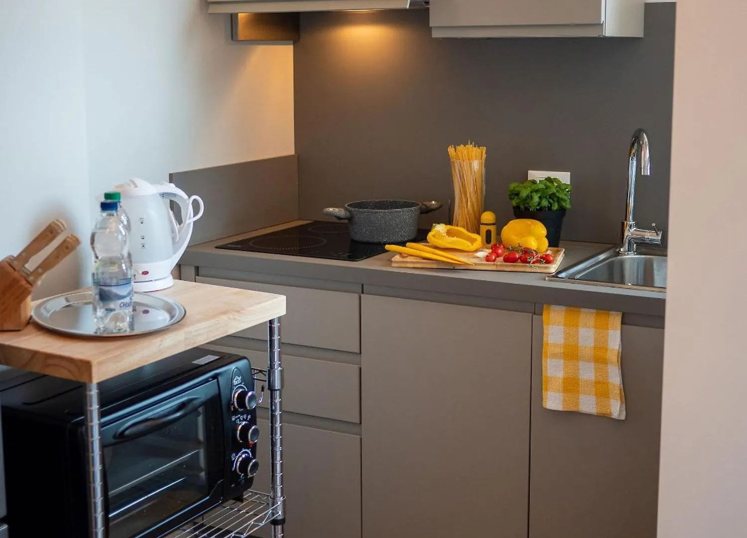 Xenia Apartments - Modern, Quiet And Cozy Apartment Milano Italia
